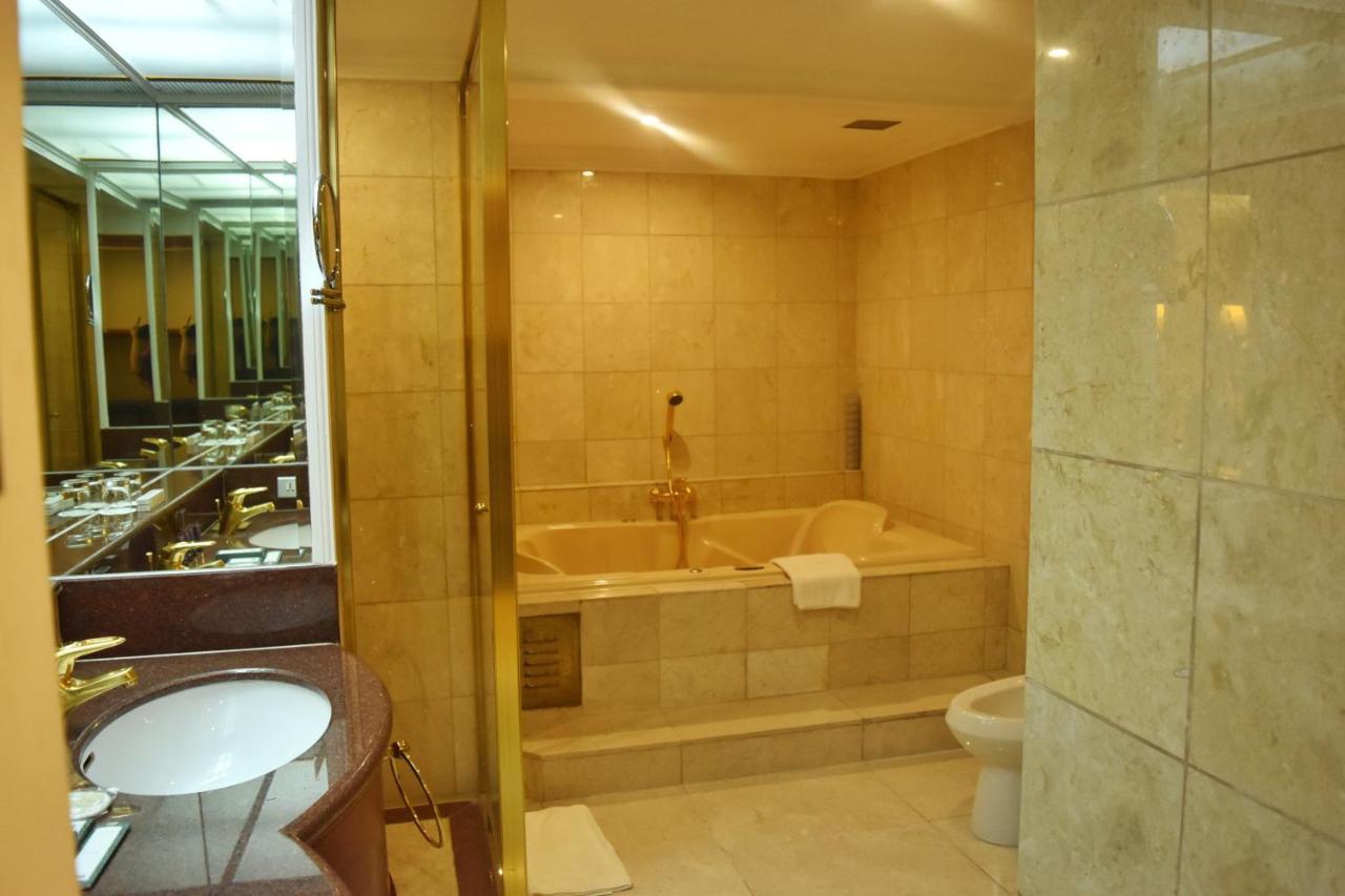 Manila Prince Hotel المظهر الخارجي الصورة